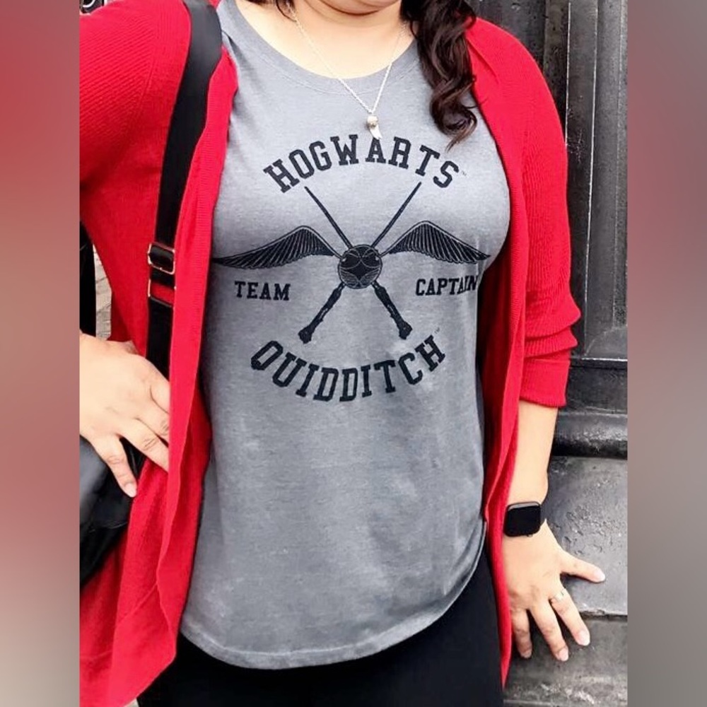 Torrid Gray Quidditch Graphic Tee with Red Cardigan